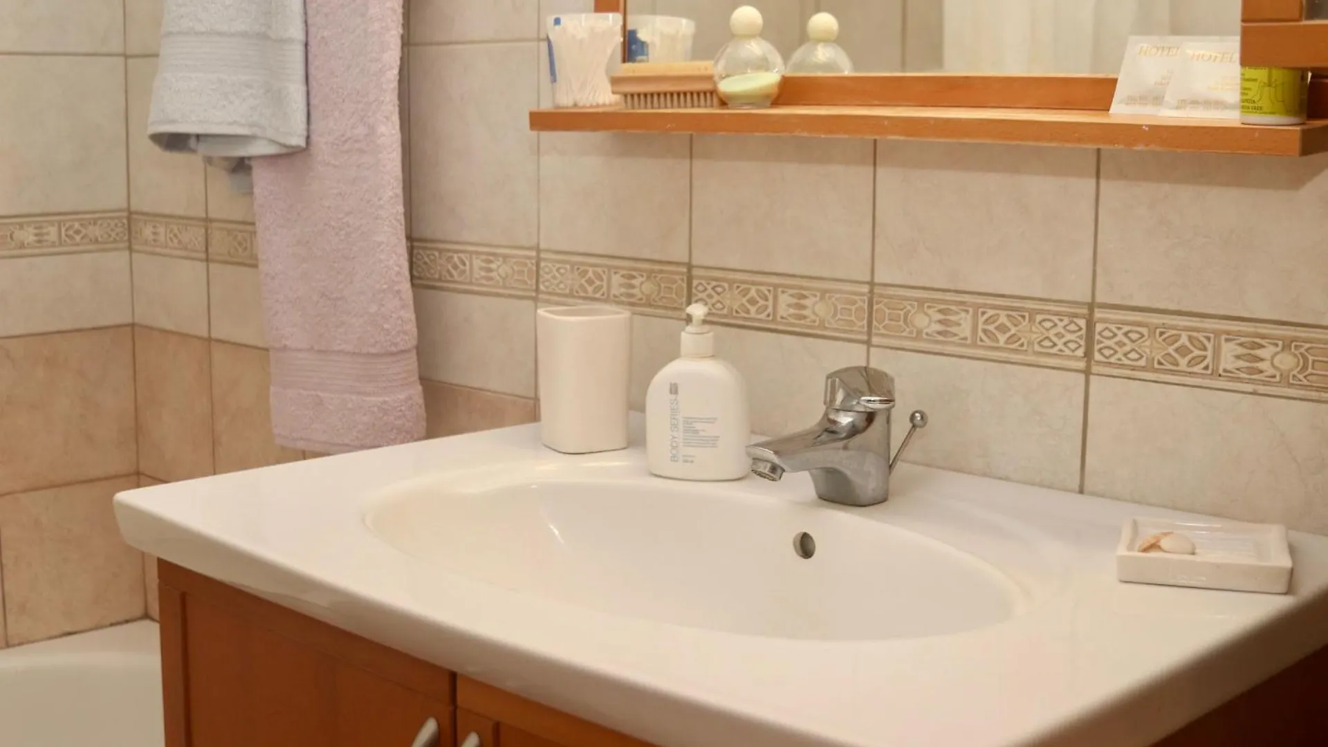 Апартаменты Tradiotional House Метаморфоси
